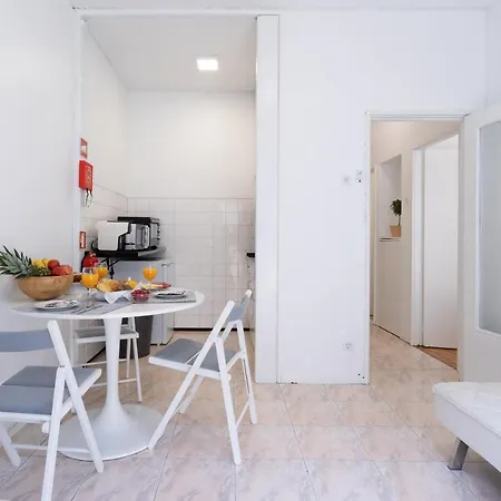 Sweet Flat With Netflix - Bolhao Center 아파트 포르투