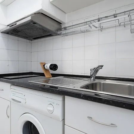 Sweet Flat With Netflix - Bolhao Center 포르투